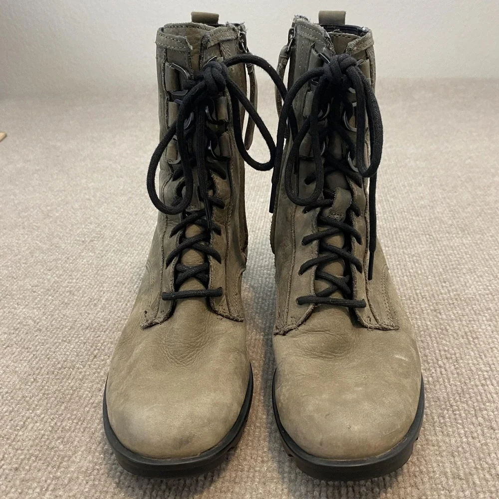 Sorel Boots Womens‎ Size 8.5 Beige Leather Waterproof Ankle Combat NL3007-052
